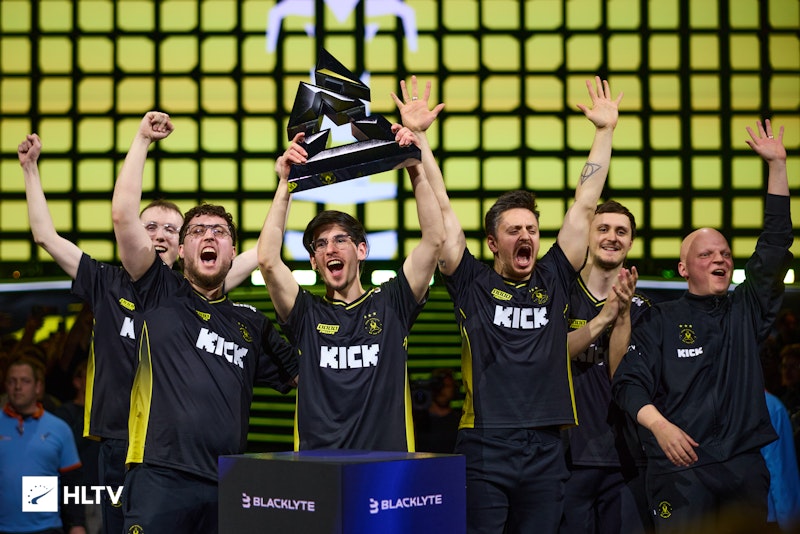 Главная иллюстрация материала «Vitality выиграла BLAST Open Rotterdam без проигранных карт»