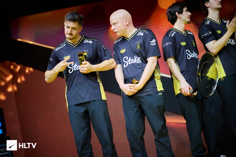 Главная иллюстрация материала «Vitality первой выиграла два ESL Grand Slam»