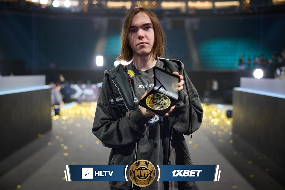 Главная иллюстрация материала «donk взял первый MVP сезона с рейтингом 1,61»