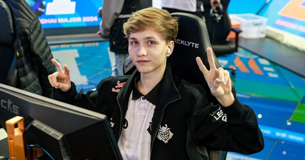 M0NESY поздравил маму с днём рождения на трансляции ESL Pro League Season 21